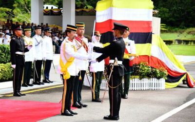 HIS MAJESTY THE SULTAN AND YANG DI-PERTUAN OF BRUNEI DARUSSALAM GRACES THE SOVEREIGN’S PARADE FOR THE 21ST INTAKE OF OFFICER CADETS, THE OFFICER CADET SCHOOL
