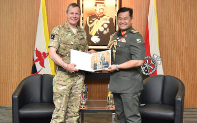 COMMANDER RBAF RECEIVES INTRODUCTORY CALL FROM COLONEL ROYAL GURKHA RIFLES AND GENERAL OFFICER COMMANDING 6 UK DIVISION (CYBER)