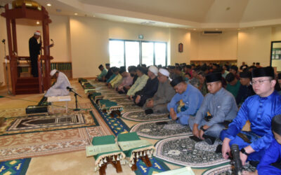 MINISTRY OF DEFENCE AND ROYAL BRUNEI ARMED FORCES HOLD SEMBAHYANG SUNNAT HARI RAYA ‘AIDILFITRI 1444H / 2023M
