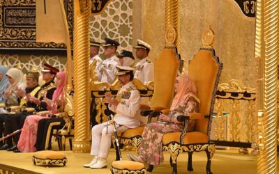 HIS MAJESTY THE SULTAN AND YANG DI-PERTUAN OF BRUNEI DARUSSALAM CONFERS STATE DECORATIONS