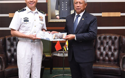 MINISTER AT THE PRIME MINISTER’S OFFICE AND MINISTER OF DEFENCE II RECEIVES COURTESY CALL FROM THE DEPUTY COMMANDER OF SOUTHERN THEATRE COMMAND, MINISTRY OF NATIONAL DEFENSE PEOPLE’S REPUBLIC OF CHINA