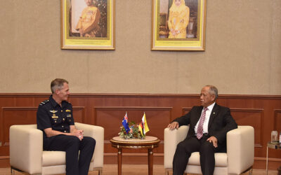 MINISTER AT THE PRIME MINISTER’S OFFICE AND MINISTER OF DEFENCE II RECEIVES COURTESY CALL FROM CHIEF OF ROYAL AUSTRALIAN AIR FORCE (RAAF)