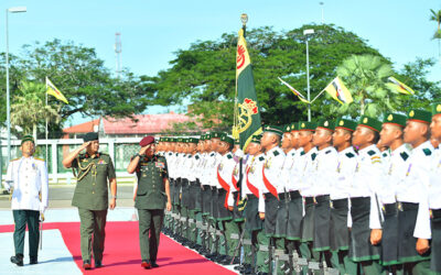 INTRODUCTORY VISIT BY CHIEF OF THE DEFENCE FORCE OF THE MALAYSIAN ARMED FORCES TO THE MINISTRY OF DEFENCE BRUNEI DARUSSALAM