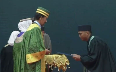 GRADUATION CERTIFICATES PRESENTED TO RBAF PERSONNEL AT THE 14TH UNISSA CONVOCATION CEREMONY