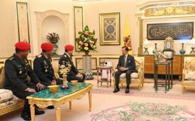 HIS MAJESTY THE SULTAN AND YANG DI-PERTUAN OF BRUNEI DARUSSALAM RECEIVES IN AUDIENCE YANG TERHORMAT TNI LIEUTENANT GENERAL DJON AFRIANDI, S.I.P., MS.DA, COMMANDER OF THE INDONESIAN NATIONAL ARMY SPECIAL FORCES COMMAND (KOPASSUS TNI-AD)