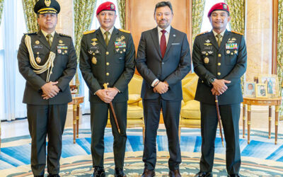 HIS ROYAL HIGHNESS PRINCE HAJI AL-MUHTADEE BILLAH, THE CROWN PRINCE AND SENIOR MINISTER AT THE PRIME MINISTER’S OFFICE RECEIVES IN AUDIENCE YANG TERHORMAT LIEUTENANT GENERAL TNI DJON AFRIANDI, S.I.P., MS.DA, COMMANDER OF THE KOPASSUS TNI-AD