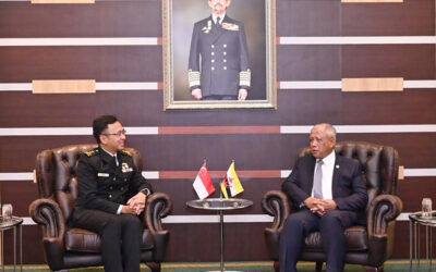 MINISTER AT THE PRIME MINISTER’S OFFICE AND MINISTER OF DEFENCE II RECEIVES A COURTESY CALL FROM THE CHIEF OF NAVY OF SINGAPORE