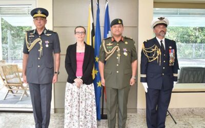 FRENCH REPUBLIC AWARDS NATIONAL DEFENCE MEDAL (GOLD GRADE) TO ROYAL BRUNEI ARMED FORCES SENIOR LEADERSHIP