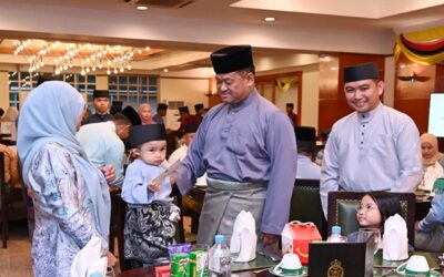 WELFARE CONTRIBUTIONS EXTENDED TO CHILDREN WITH SPECIAL NEEDS OF ROYAL BRUNEI ARMED FORCES PERSONNEL