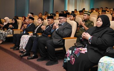 CIVILIAN STAFF OF THE MINISTRY OF DEFENCE RECEIVES WELFARE DONATION