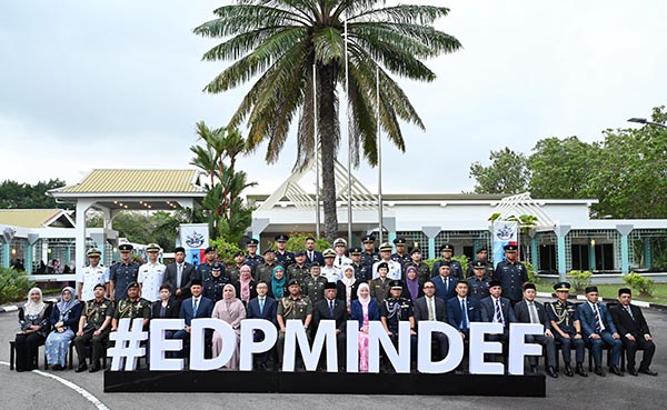 CLOSING CEREMONY OF THE 21ST EXECUTIVE DEVELOPMENT PROGRAMME (EDP 21/2026) FOR SENIOR GOVERNMENT OFFICIALS BY THE MINISTRY OF DEFENCE
